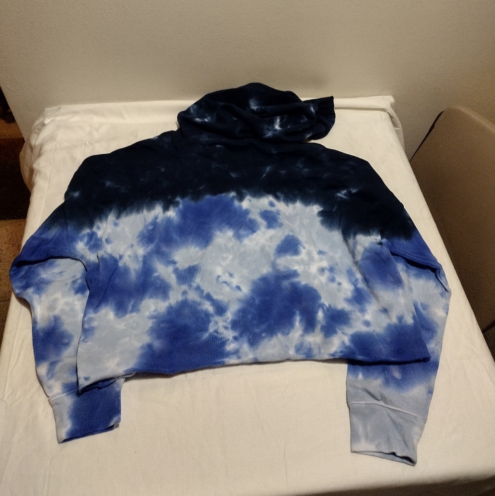 Calvin Klein Jeans Blue Tye Dye Long Sleeve Pullover Cropped Hoodie - Picture 7 of 13